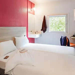 hotelf1-aix-en-provence.fr-provencehotel.com/